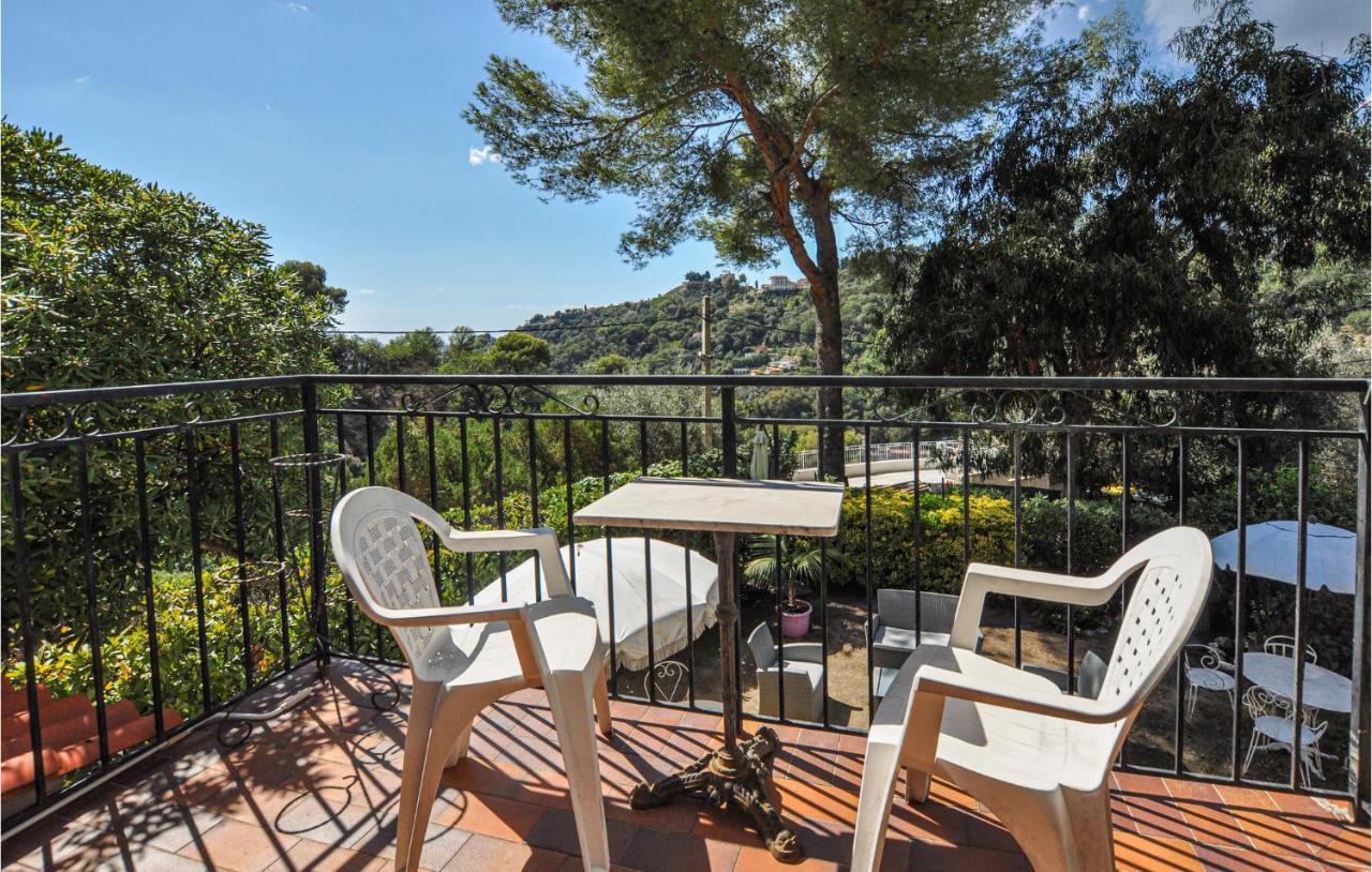 1 Bedroom Lovely Home In Menton Exterior photo